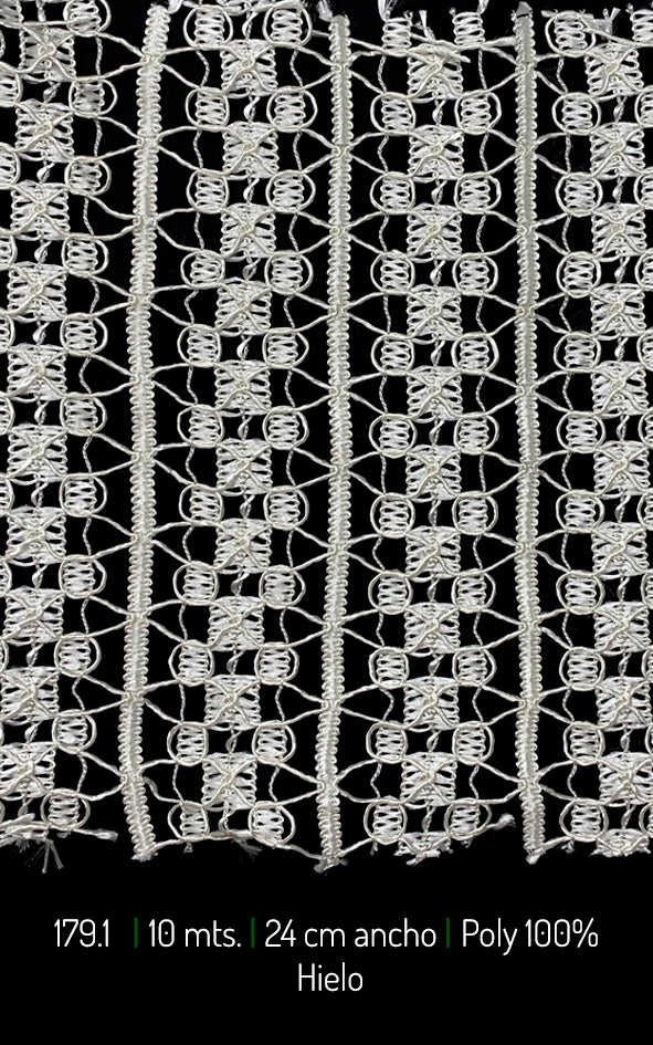 TELA FLORECITAS EMB.24CM (179.10)