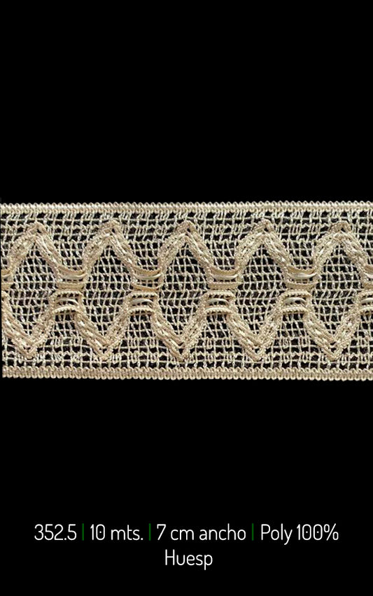 GUIPUR EMBUTIDO PUNTA FLECHA 7CM  (352.50)